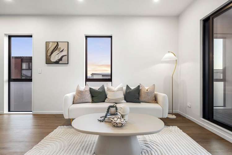 4, 6, 8, 10, 12, 14A & 14B Pilot Drive Hobsonville_38