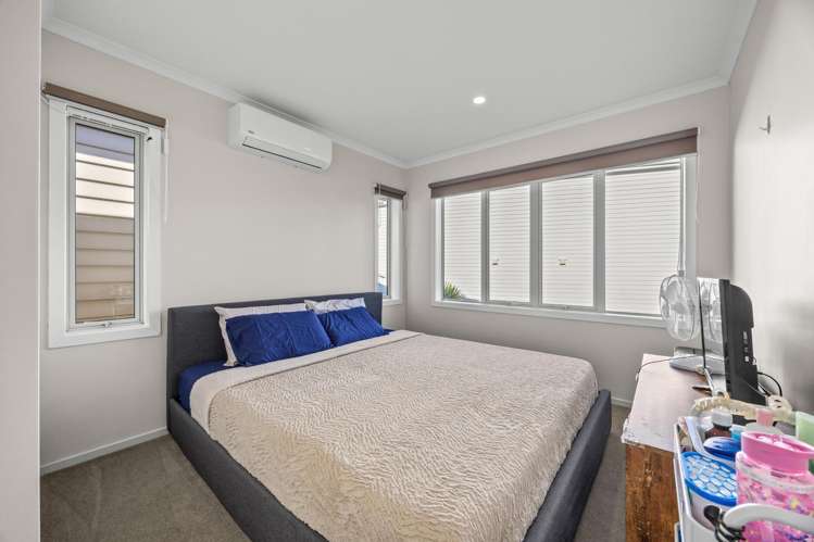 39 Arrowsmith Drive Flat Bush_16