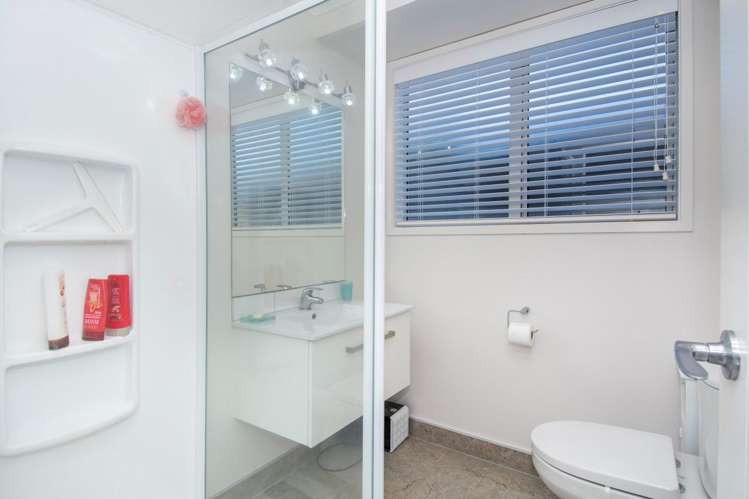 17 Seashell Drive Papamoa_7