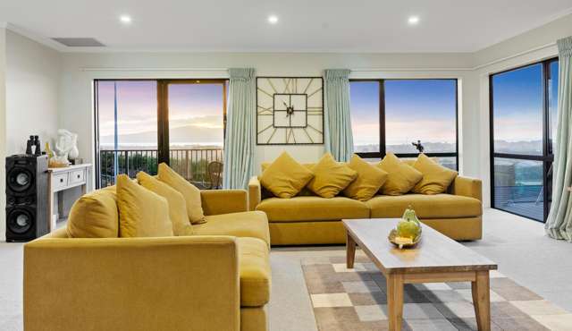 Modern Comfort | Coastal Views