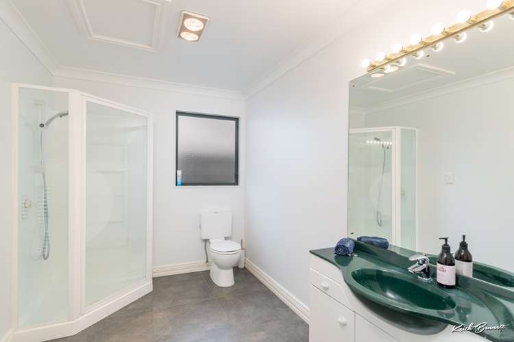 29 Clearwater Terrace Brown Owl_26