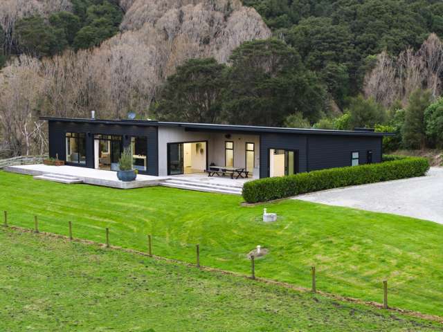 Luxury living, lifestyle freedom