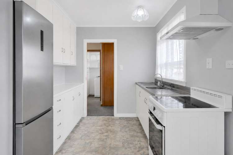 1/42 Egmont Street Hawera_7