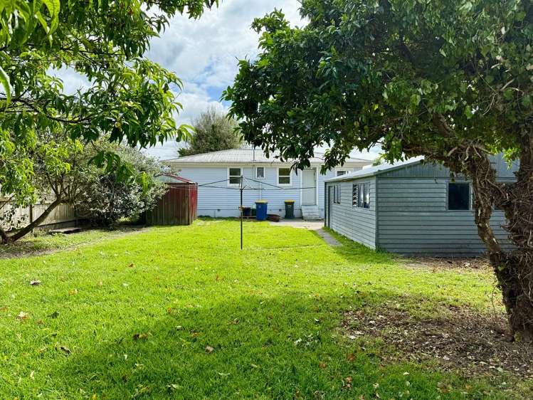 46 Taipari Road Te Atatu Peninsula_10
