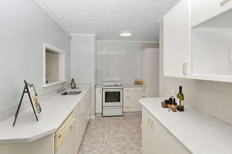 21 Waione Avenue Te Atatu Peninsula_6