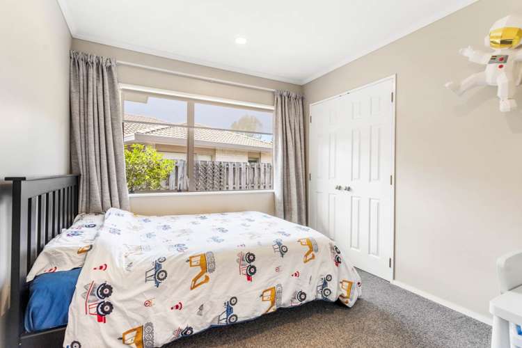 2/1 Travers Place Northpark_15