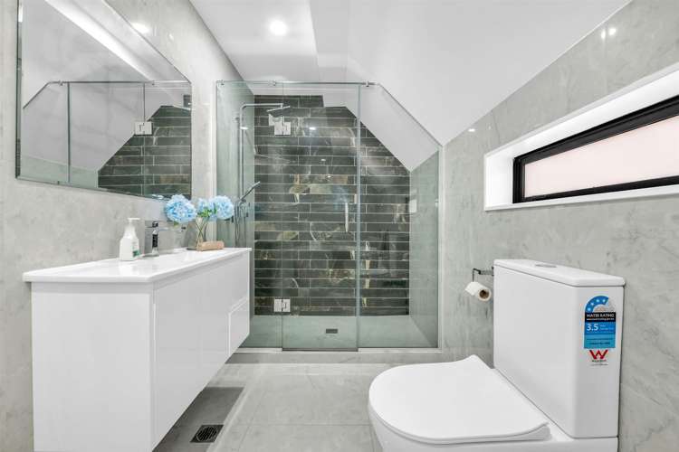 84b Hutchinsons Road Bucklands Beach_11