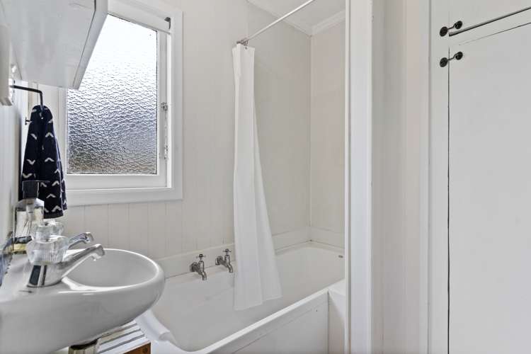 66a Forest Hill Road Henderson_14