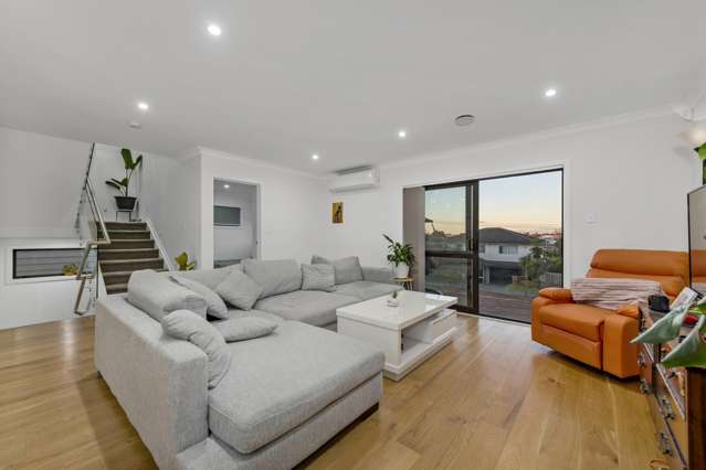 2/2 Marion Avenue Mount Roskill_3
