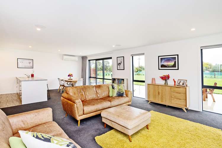 83 Watt Road Otatara_1