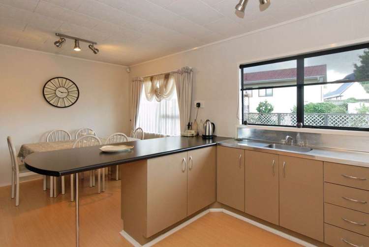 2/6 James Walter Place Mt Wellington_3