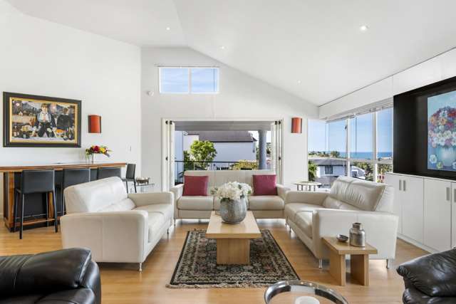 495 & 495A East Coast Road Murrays Bay_3