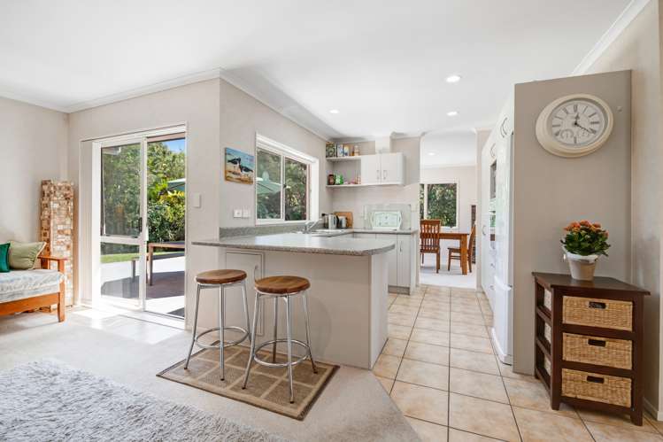 19 Grovenor Drive Orewa_20