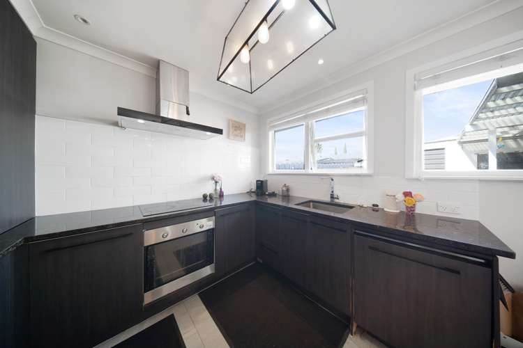 29 Capstick Road Otara_5