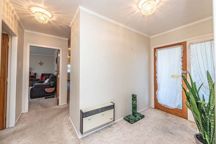 12 Lindsey Crescent Springvale_16