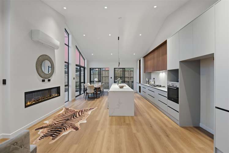 10 Whale Bay Rise Gulf Harbour_8