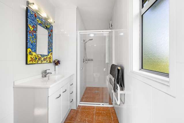 6a Pokohui Avenue Raglan_1