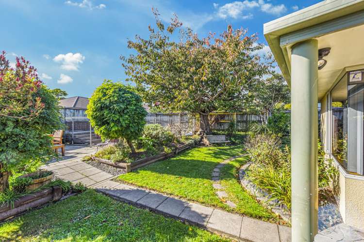 91 Aldinga Avenue Stoke_15