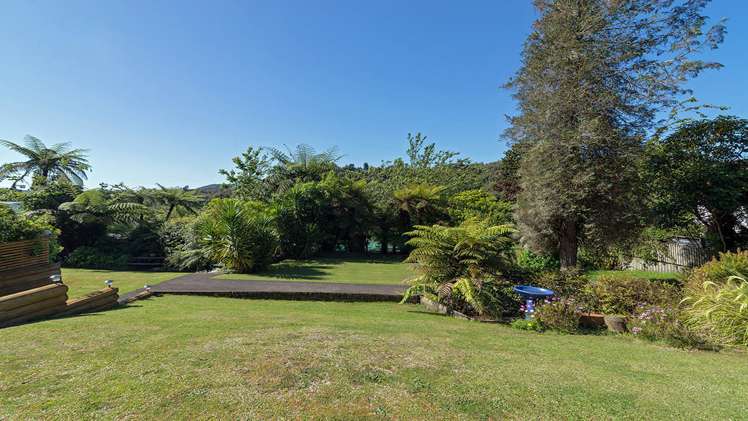 59 Oxford Road Lake Rotoma_18