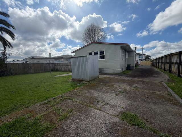76 Cambridge Terrace Papatoetoe_3