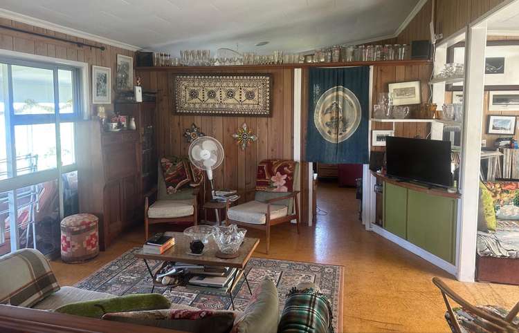 5 Askew Avenue Rakino Island_6