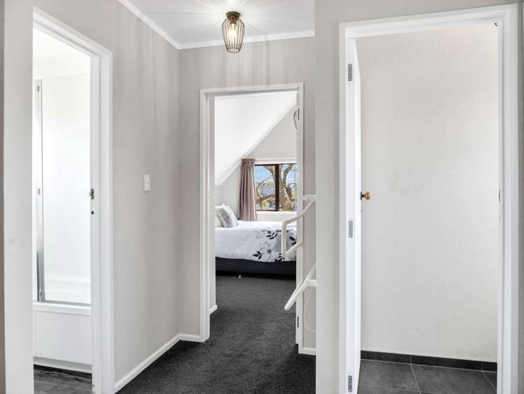 4 Charisma Court Kelvin Grove_16