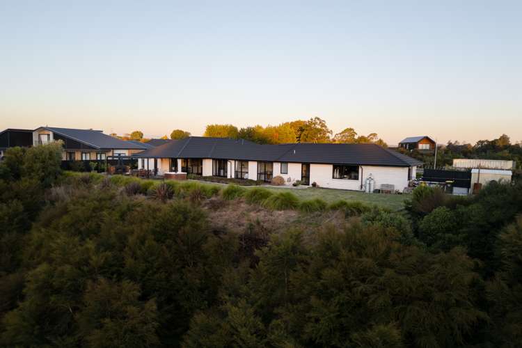 8c East Ridge Grove Newstead_34