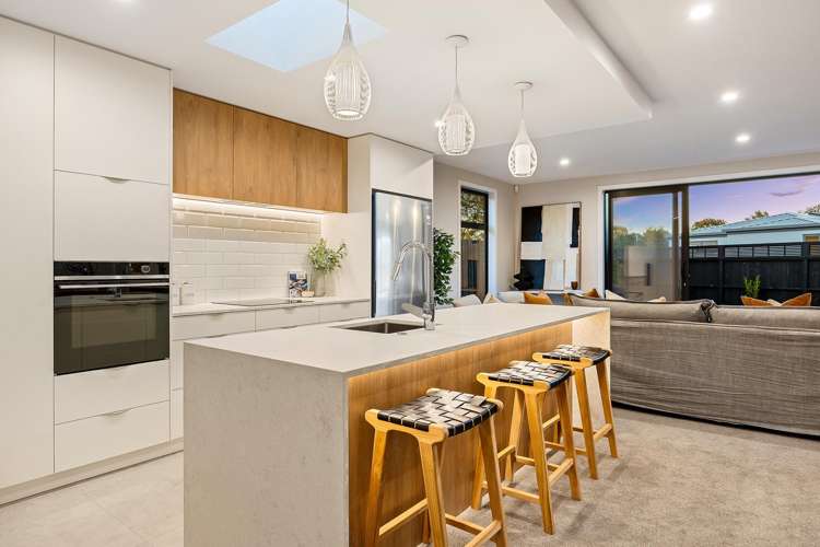 12 Grange Street Hillsborough_13