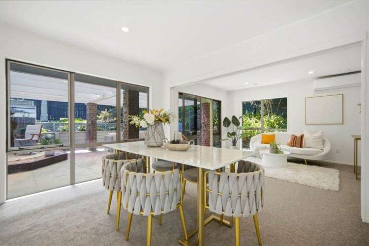 Montclair Rise Browns Bay_6