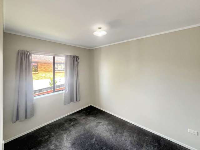 2/11 Ngatiawa Street One Tree Hill_4