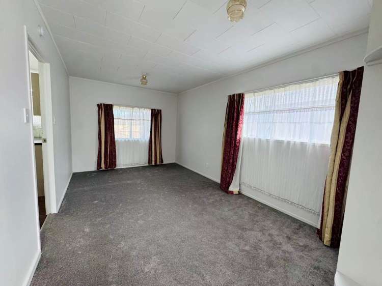 167 Henderson Valley Road Henderson_8