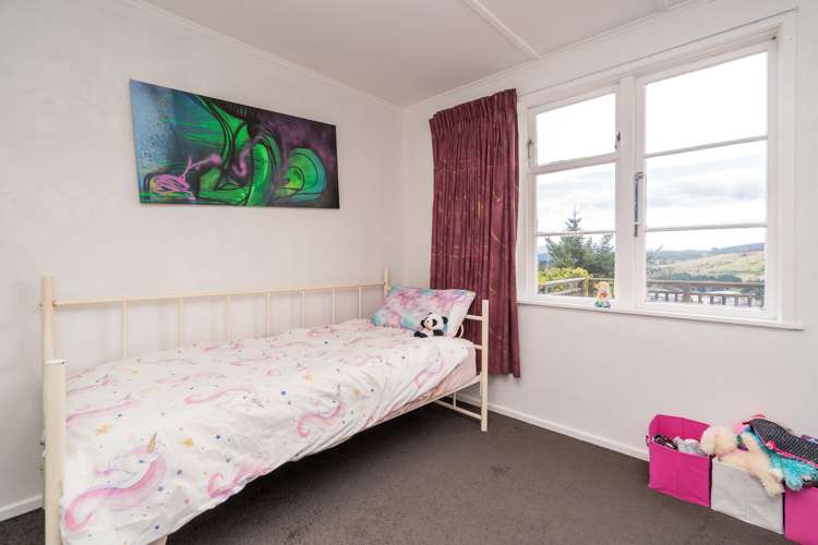 42 Columba Avenue Calton Hill_21