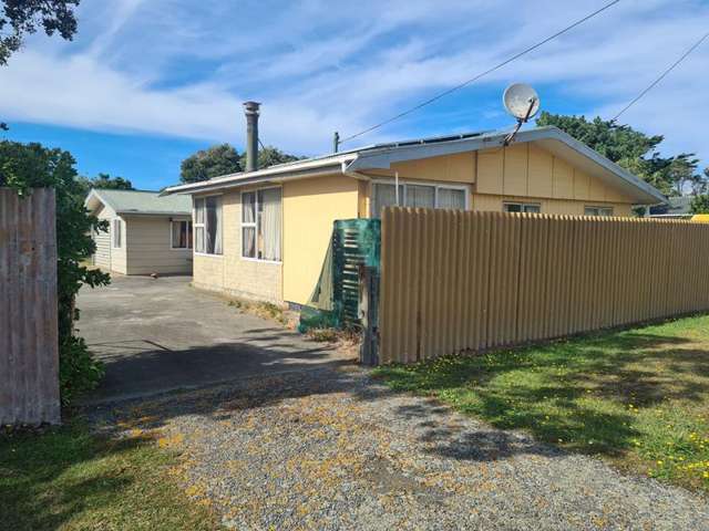 77 Whangaimoana Beach Road Lake Ferry_1
