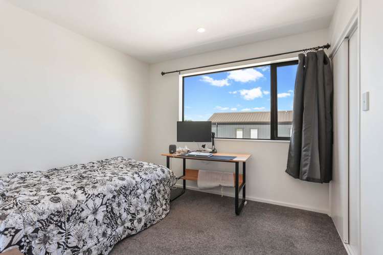 2/285 Te Atatu Road Te Atatu South_7