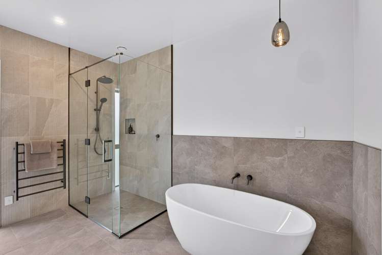 21 Annie Aranui Drive Poraiti_13