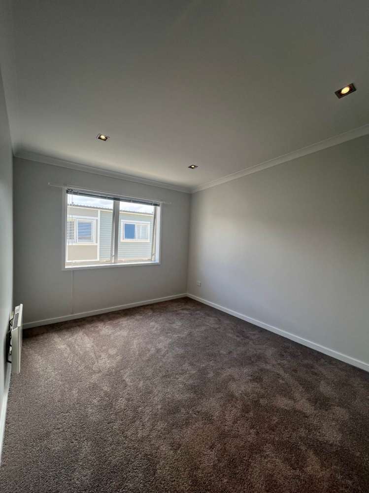 27 Kensington Drive Orewa_10