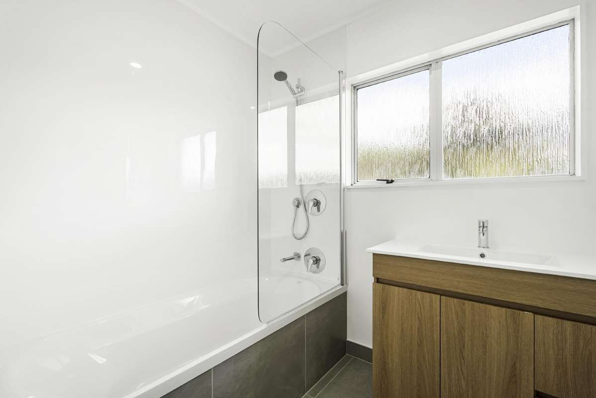 2/8 Thistledew Place_5