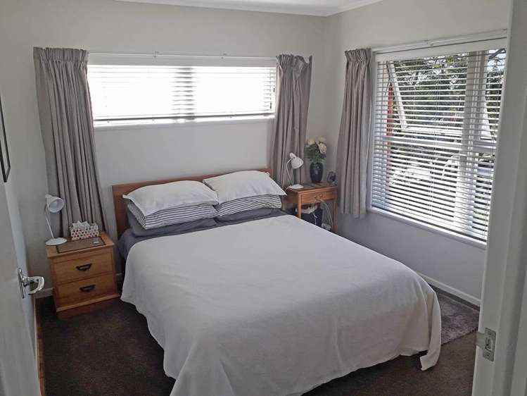 2/96a Victoria Road Devonport_5