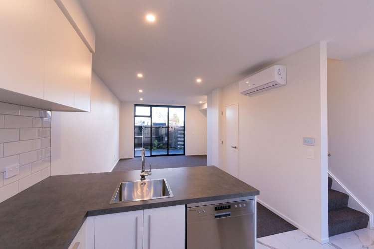 2/4 Tweed Street Richmond_9