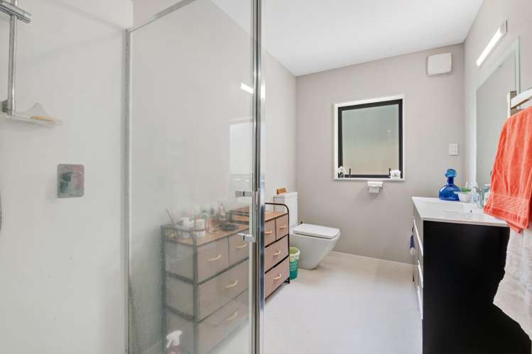 5 Waititiro Rise Stanmore Bay_17