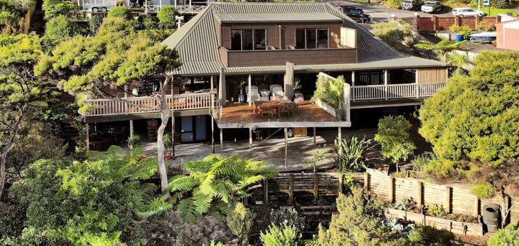 7 Poaka Place Beach Haven_31