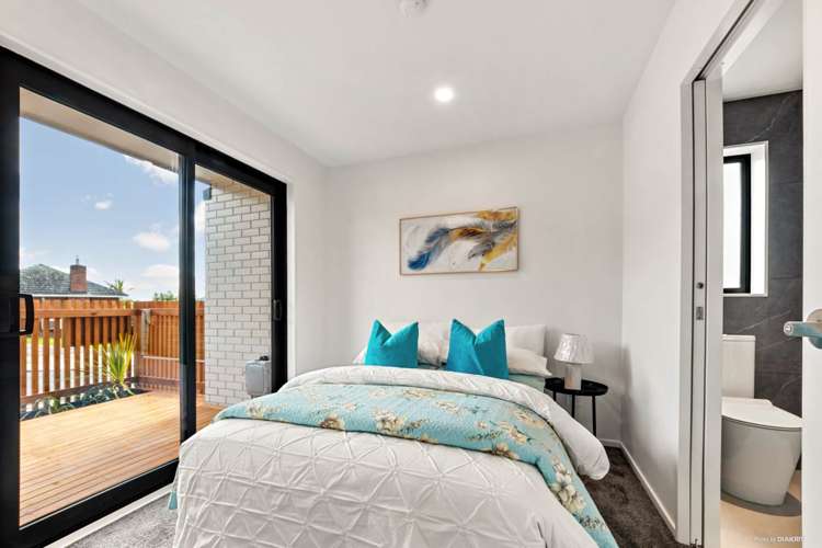 2/7 Brookfield Road Te Atatu Peninsula_9