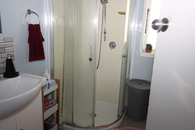 143 Sievers Grove Cannons Creek_10