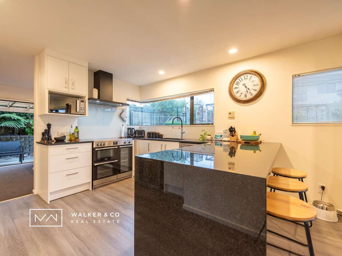 2 Kirton Drive_3