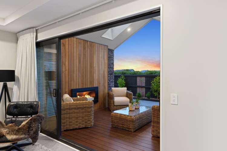 68 Vernon Drive Lincoln_10