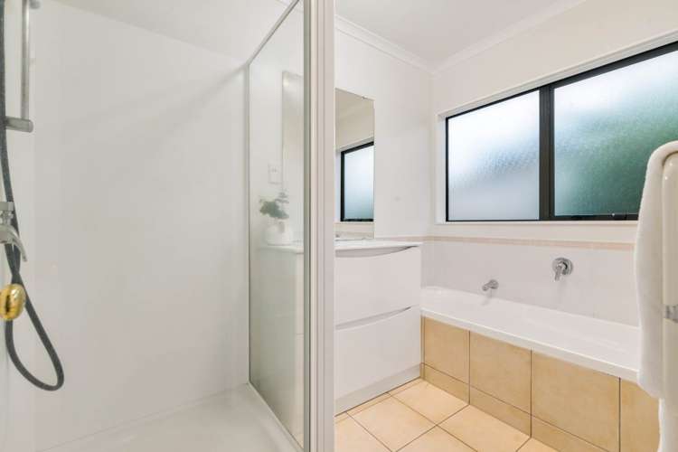 42 Medvale Avenue Flat Bush_21