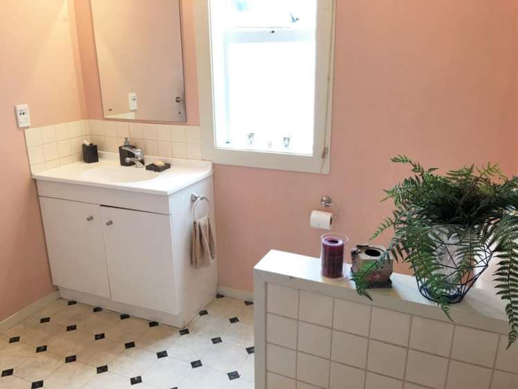 4 High Street Clinton and Surrounds_21