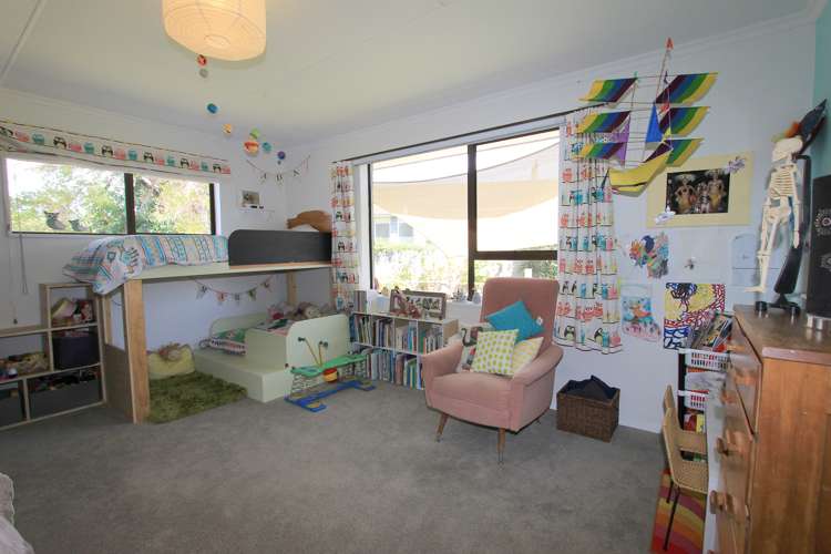 5 Rothwell Place Springlands_15