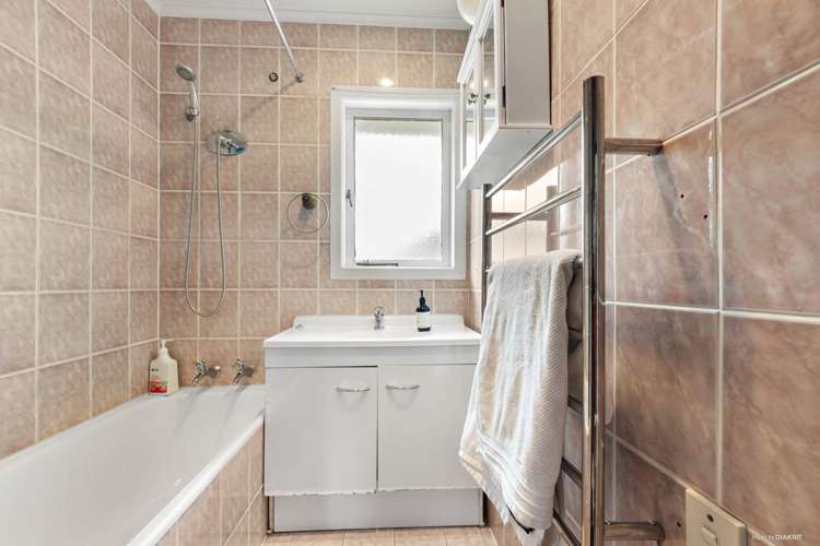 6 Shamrock Lane Te Atatu Peninsula_8