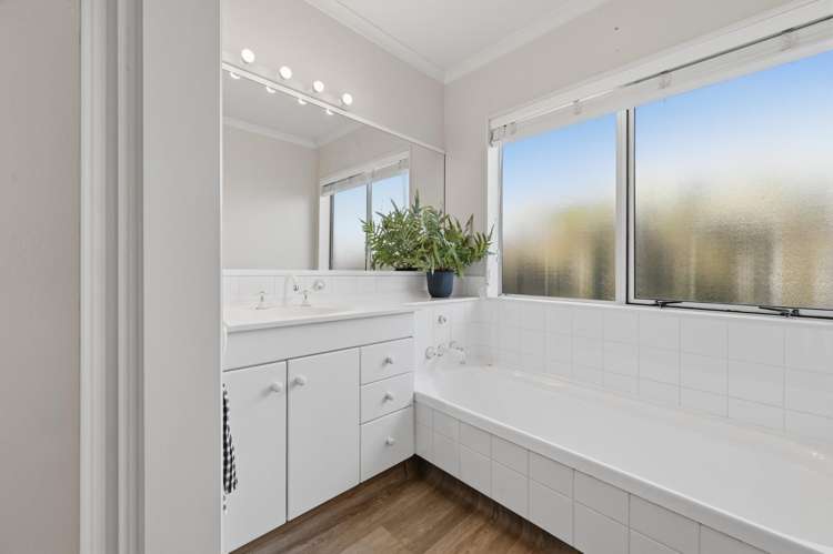 18 Lasiandra Place Mt Maunganui_12